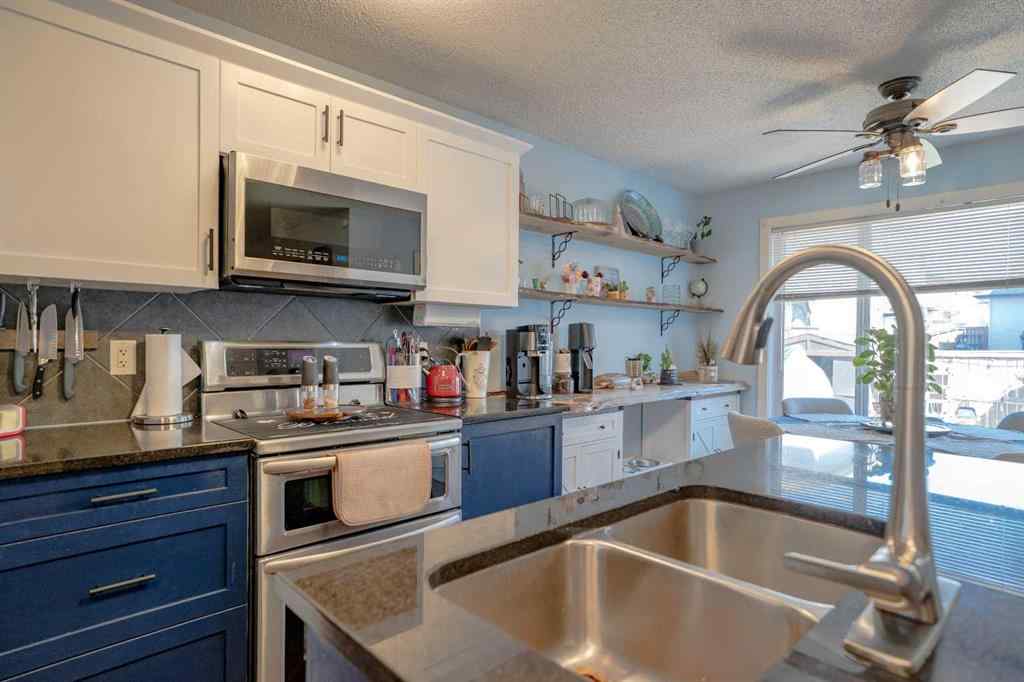MLS® A2251549 - 2858 Chinook Winds Drive SW in Prairie Springs Airdrie, Residential