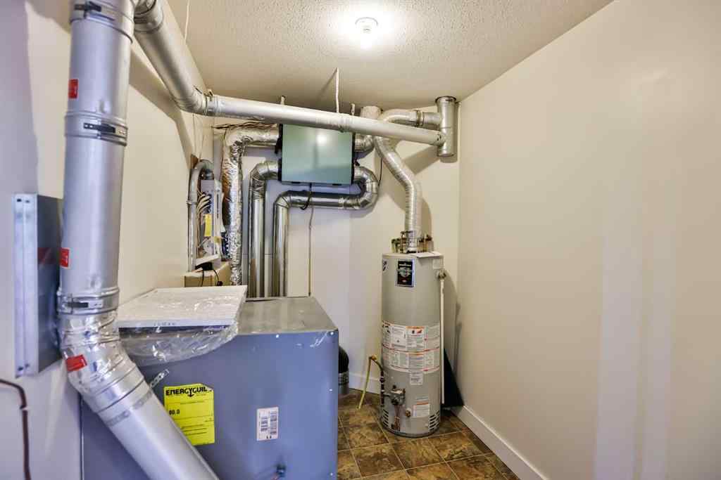 MLS® A2251553 - 425 N 100 W   in NONE Raymond, Residential