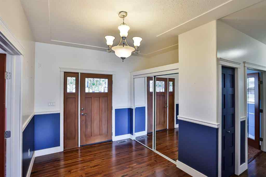 MLS® A2251553 - 425 N 100 W   in NONE Raymond, Residential