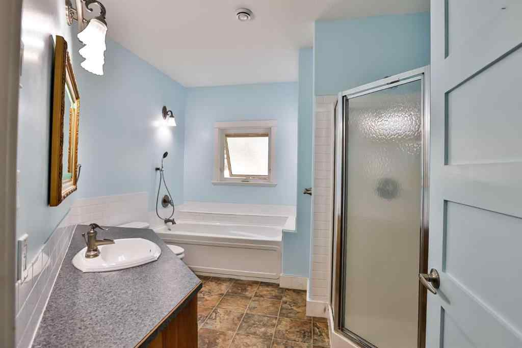 MLS® A2251553 - 425 N 100 W   in NONE Raymond, Residential
