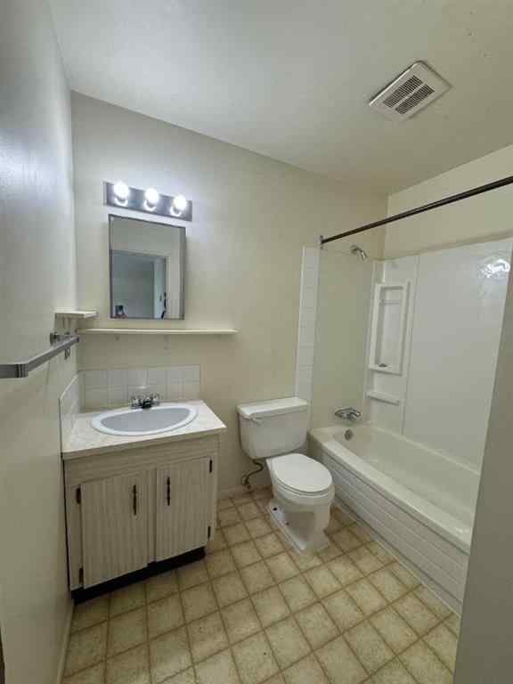 MLS® A2251554 - Unit #305 9656 Hillcrest Drive  in Hillside Grande Prairie, Rental