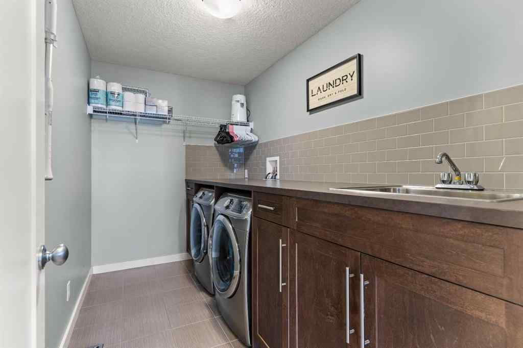 MLS® A2251558 - 243 Mahogany Landing SE in Mahogany Calgary, Residential