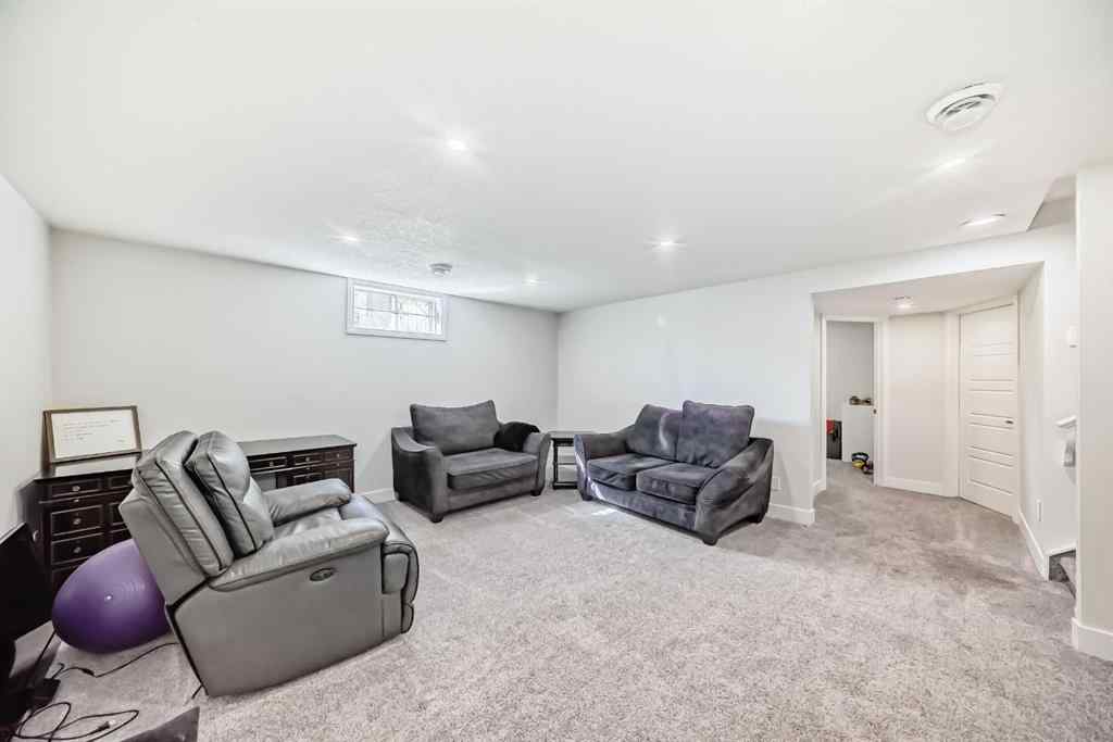 MLS® A2251564 - 19 Templeridge Place NE in Temple Calgary, Residential