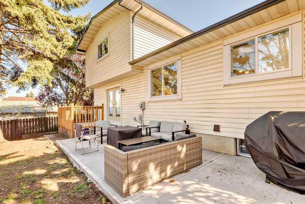 MLS® A2251564 - 19 Templeridge Place NE in Temple Calgary, Residential