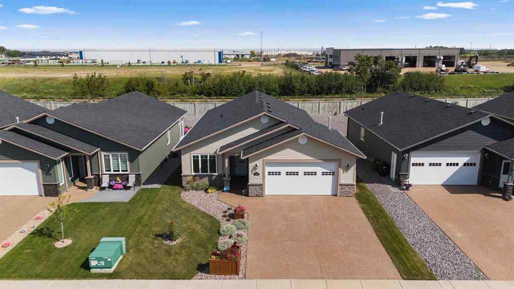 MLS® A2251566 - 3929 49 Street  in Creekview Camrose, Residential