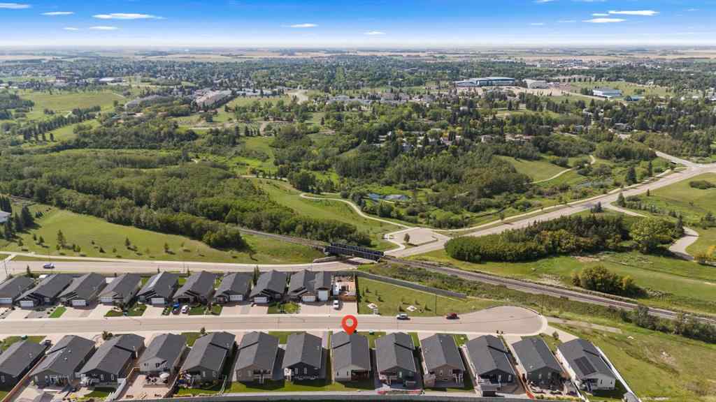 MLS® A2251566 - 3929 49 Street  in Creekview Camrose, Residential