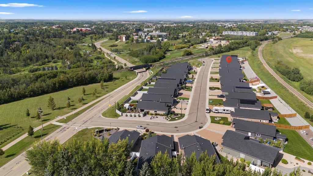 MLS® A2251566 - 3929 49 Street  in Creekview Camrose, Residential