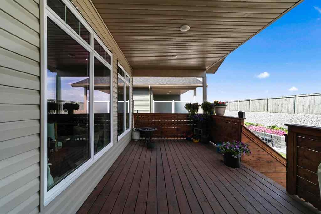 MLS® A2251566 - 3929 49 Street  in Creekview Camrose, Residential