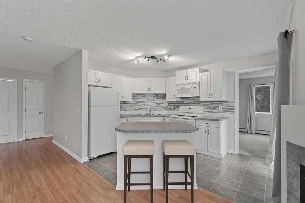 MLS® A2251568 - Unit #202 7202 Valleyview Park SE in Dover Calgary, Residential