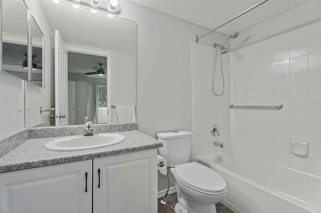MLS® A2251568 - Unit #202 7202 Valleyview Park SE in Dover Calgary, Residential
