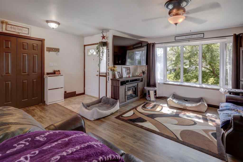 MLS® A2251570 - 426 9 Street  in NONE Beiseker, Residential