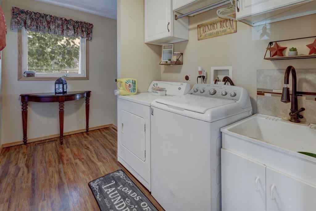MLS® A2251570 - 426 9 Street  in NONE Beiseker, Residential