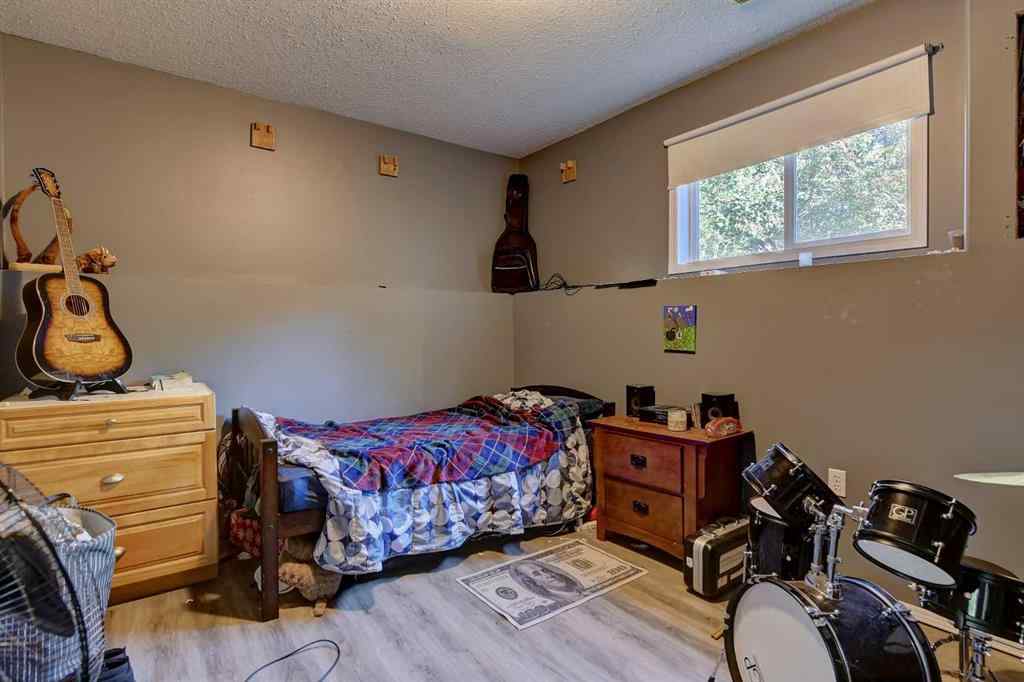 MLS® A2251575 - 8932 65 Avenue  in Countryside South Grande Prairie, Residential