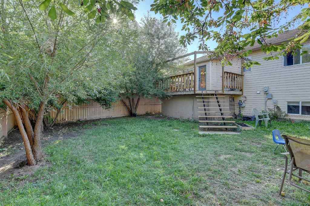 MLS® A2251575 - 8932 65 Avenue  in Countryside South Grande Prairie, Residential
