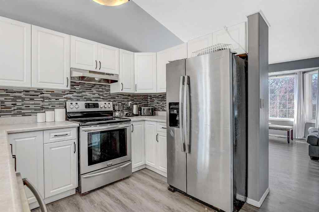 MLS® A2251575 - 8932 65 Avenue  in Countryside South Grande Prairie, Residential