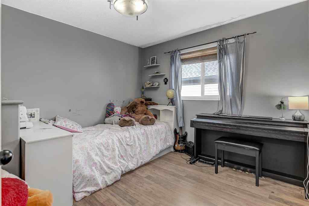 MLS® A2251575 - 8932 65 Avenue  in Countryside South Grande Prairie, Residential