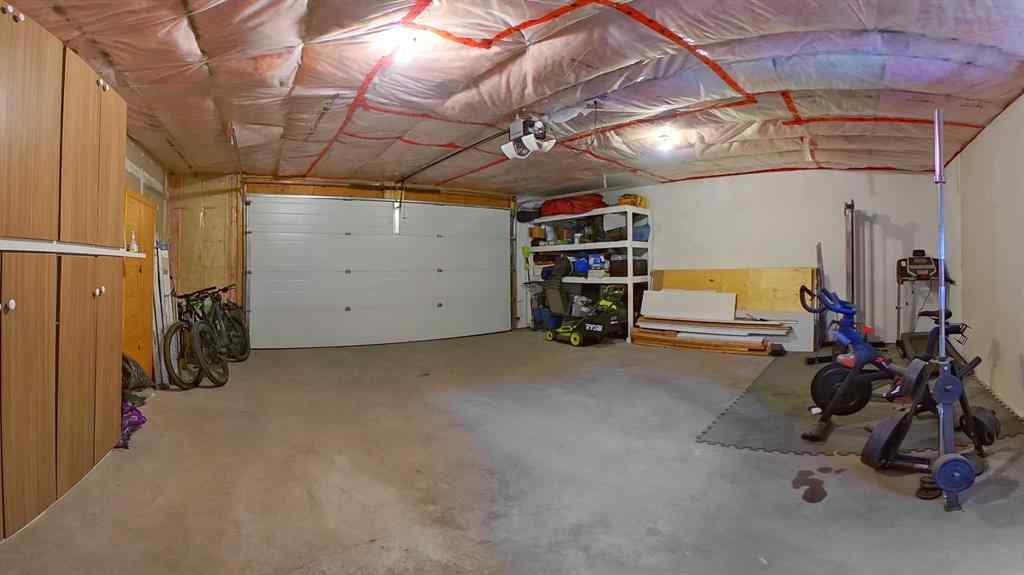 MLS® A2251576 - 836B 68 Avenue SW in Kingsland Calgary, Residential