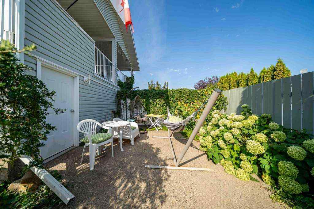 MLS® A2251578 - 2370 Hatcher Drive NE in Northeast Crescent Heights Medicine Hat, Residential