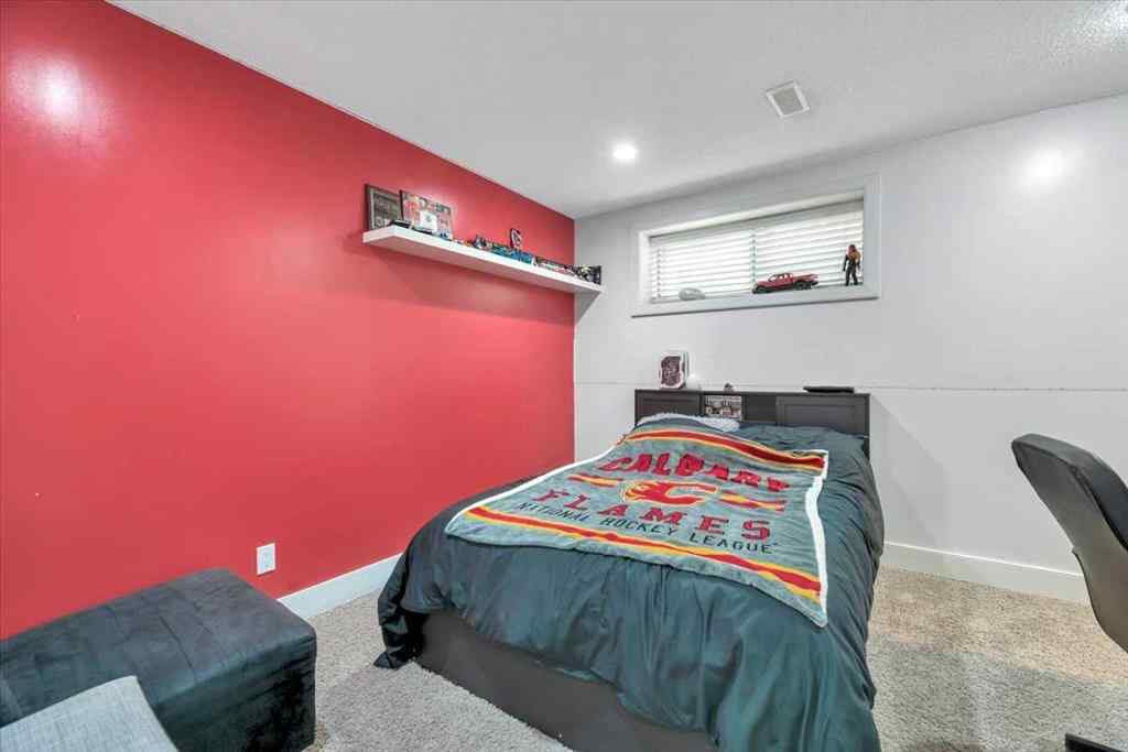 MLS® A2251581 - 156 New Brighton Lane SE in New Brighton Calgary, Residential