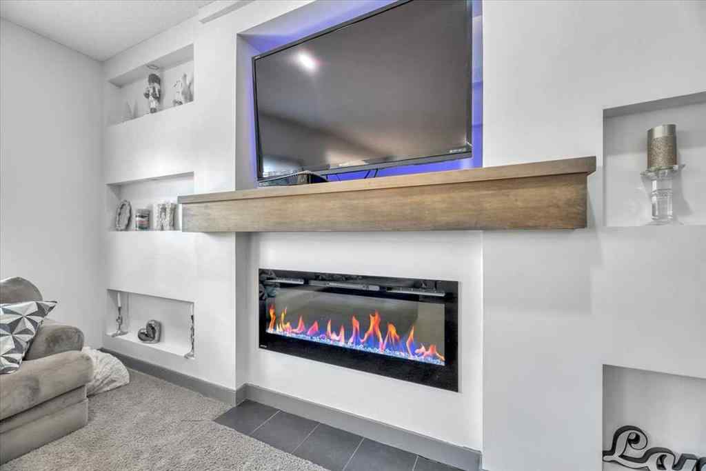 MLS® A2251581 - 156 New Brighton Lane SE in New Brighton Calgary, Residential