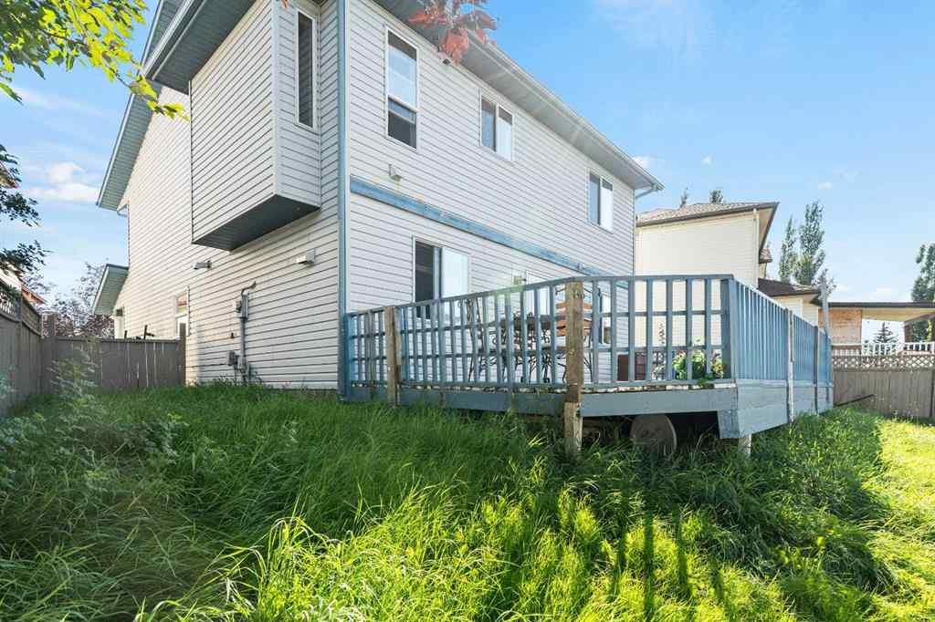 MLS® A2251582 - 285 Fresno Place NE in Monterey Park Calgary, Residential