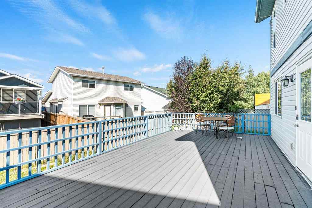 MLS® A2251582 - 285 Fresno Place NE in Monterey Park Calgary, Residential