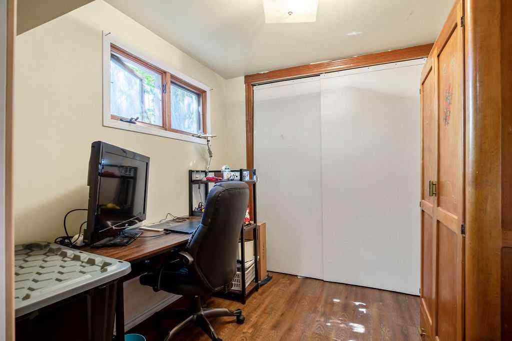 MLS® A2251585 - 728 9 Avenue SE in Emerson Lake Estates High River, Residential