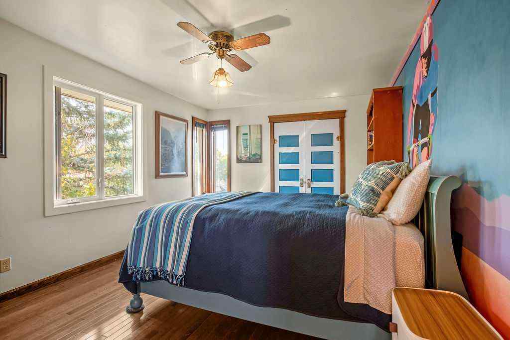 MLS® A2251585 - 728 9 Avenue SE in Emerson Lake Estates High River, Residential