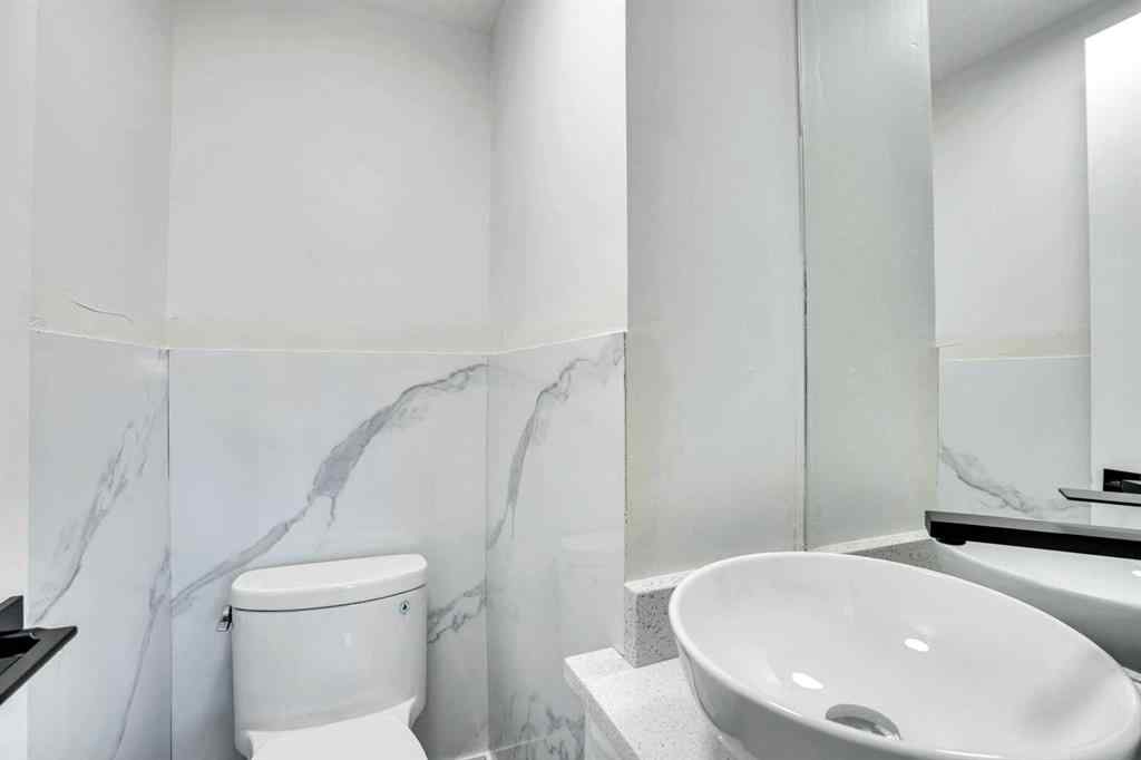 MLS® A2251587 - 60 Whitworth Way NE in Whitehorn Calgary, Residential