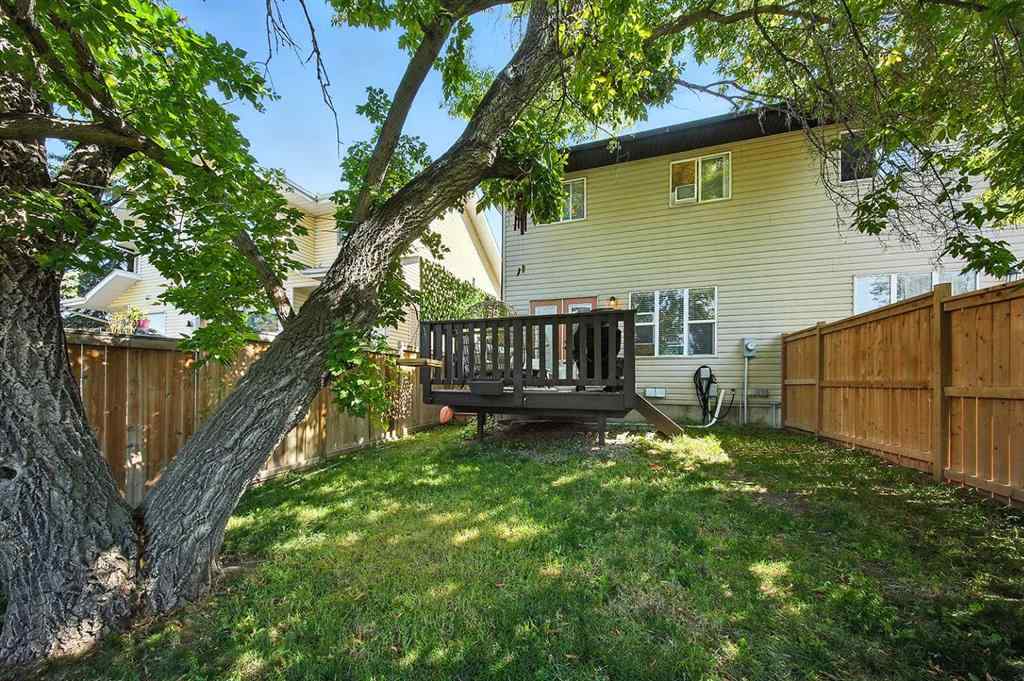 MLS® A2251592 - 4628 45 Street  in Palo Sylvan Lake, Residential