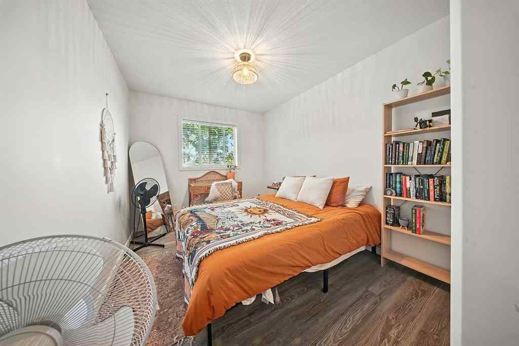 MLS® A2251592 - 4628 45 Street  in Palo Sylvan Lake, Residential