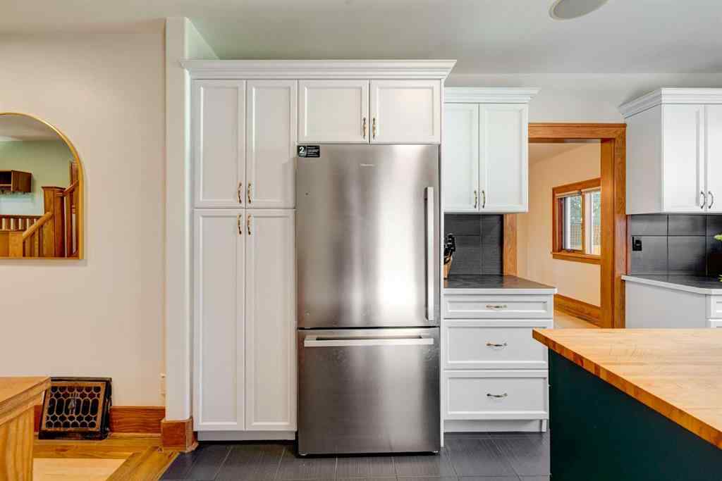 MLS® A2251602 - 1512 33 Avenue SW in South Calgary Calgary, Residential