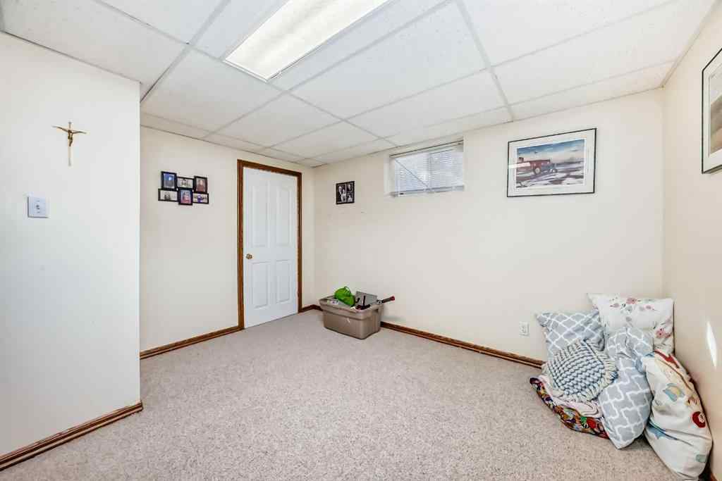 MLS® A2251603 - 4806 43 Street   in Riverside Ponoka, Residential