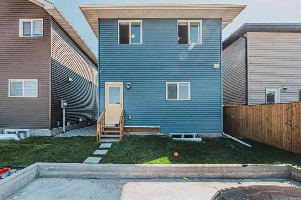 MLS® A2251605 - 609 Baywater Manor SW in Bayside Airdrie, Residential