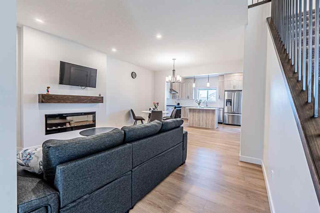 MLS® A2251605 - 609 Baywater Manor SW in Bayside Airdrie, Residential