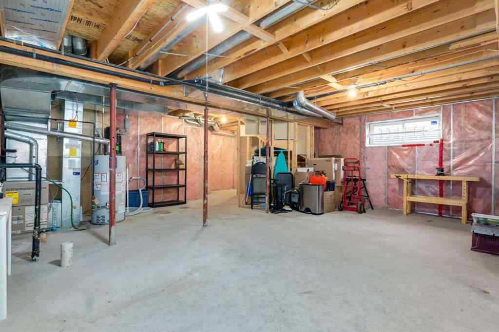 MLS® A2251606 - 165 Spring Crescent SW in Springbank Hill Calgary, Residential