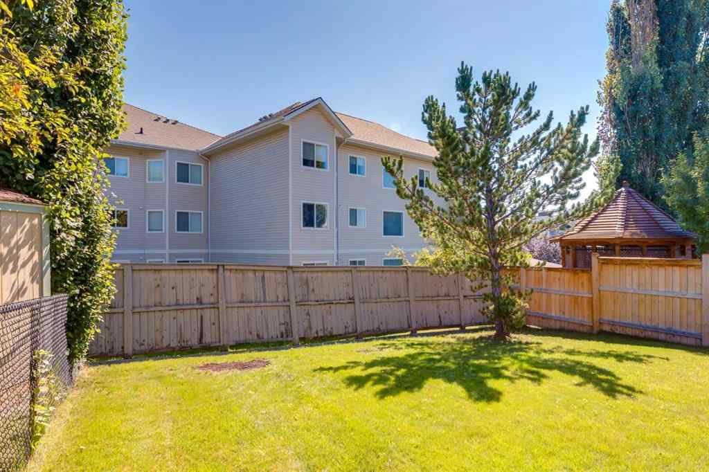 MLS® A2251606 - 165 Spring Crescent SW in Springbank Hill Calgary, Residential