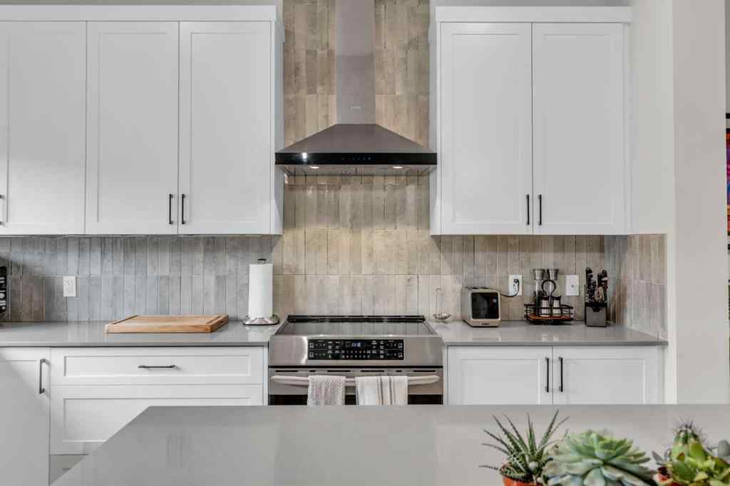 MLS® A2251613 - 315 Wolf Creek Way SE in Wolf Willow Calgary, Residential