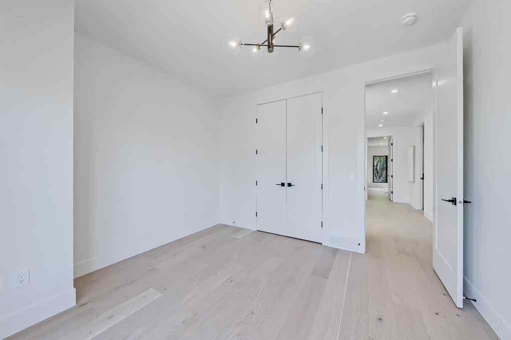 MLS® A2251614 - 2838 34 Street SW in Killarney/Glengarry Calgary, Residential