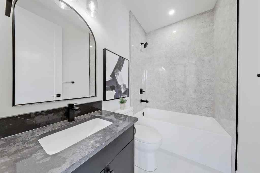 MLS® A2251614 - 2838 34 Street SW in Killarney/Glengarry Calgary, Residential