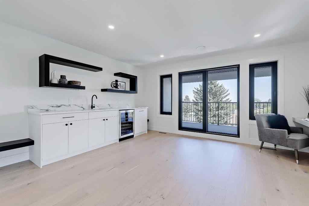MLS® A2251614 - 2838 34 Street SW in Killarney/Glengarry Calgary, Residential