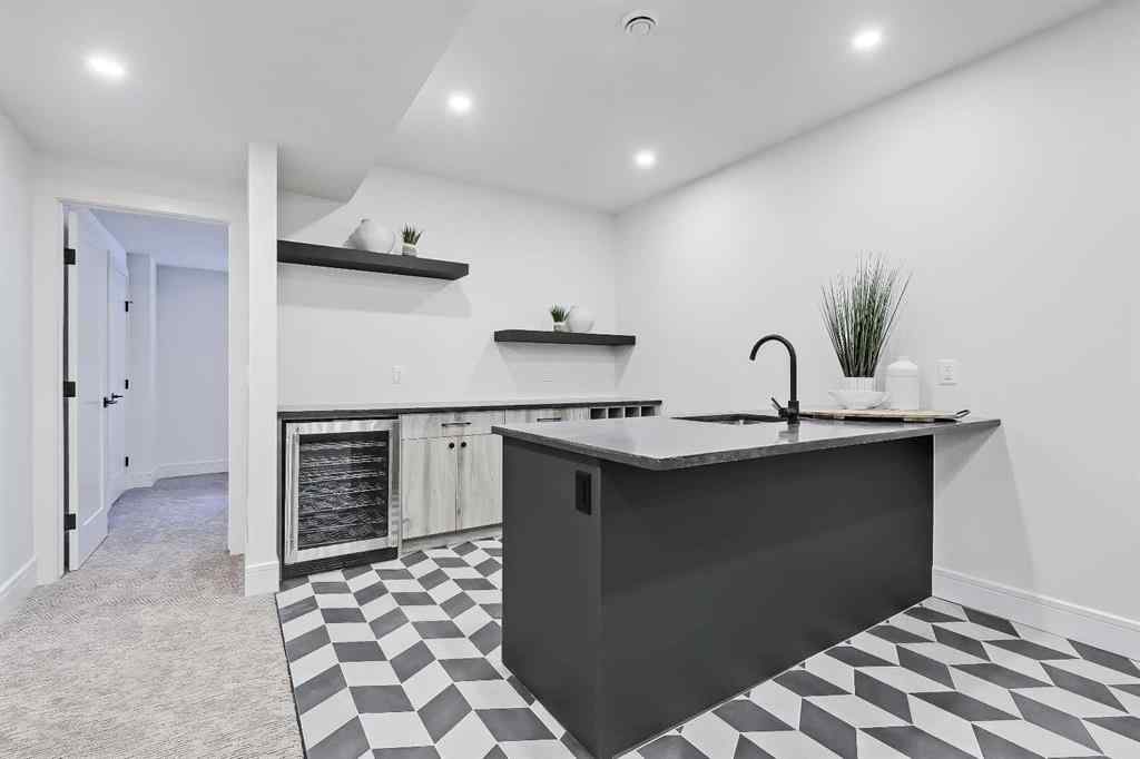 MLS® A2251614 - 2838 34 Street SW in Killarney/Glengarry Calgary, Residential