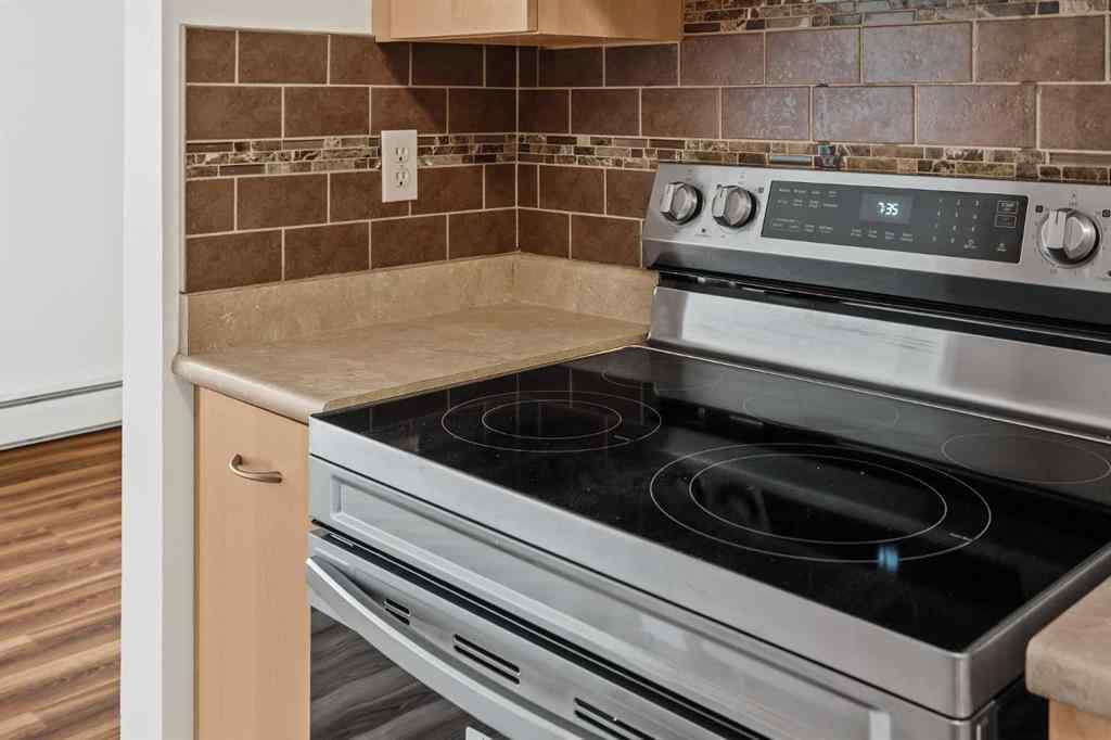 MLS® A2251618 - Unit #3302 80 Glamis Drive SW in Glamorgan Calgary, Residential