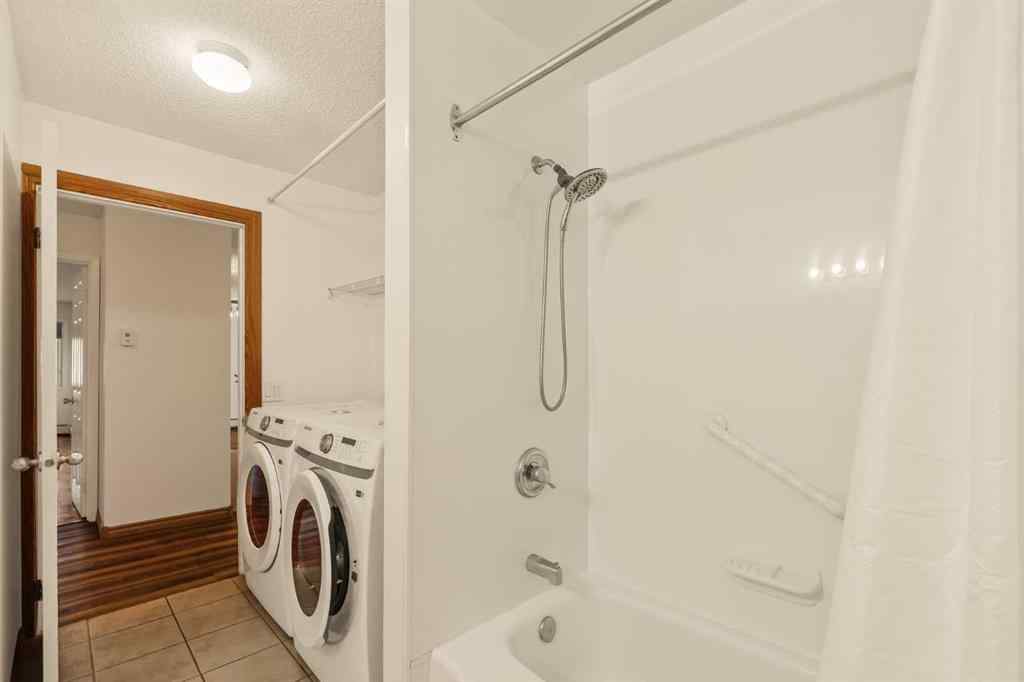 MLS® A2251618 - Unit #3302 80 Glamis Drive SW in Glamorgan Calgary, Residential