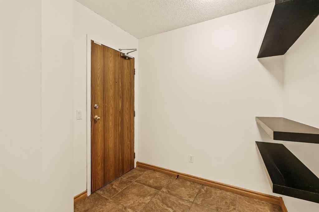 MLS® A2251618 - Unit #3302 80 Glamis Drive SW in Glamorgan Calgary, Residential