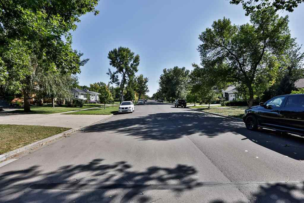 MLS® A2251620 - 515 16 Street S in Victoria Park Lethbridge, Residential