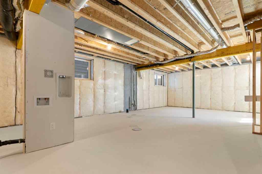 MLS® A2251621 - 266 West Grove Lane SW in West Springs Calgary, Residential