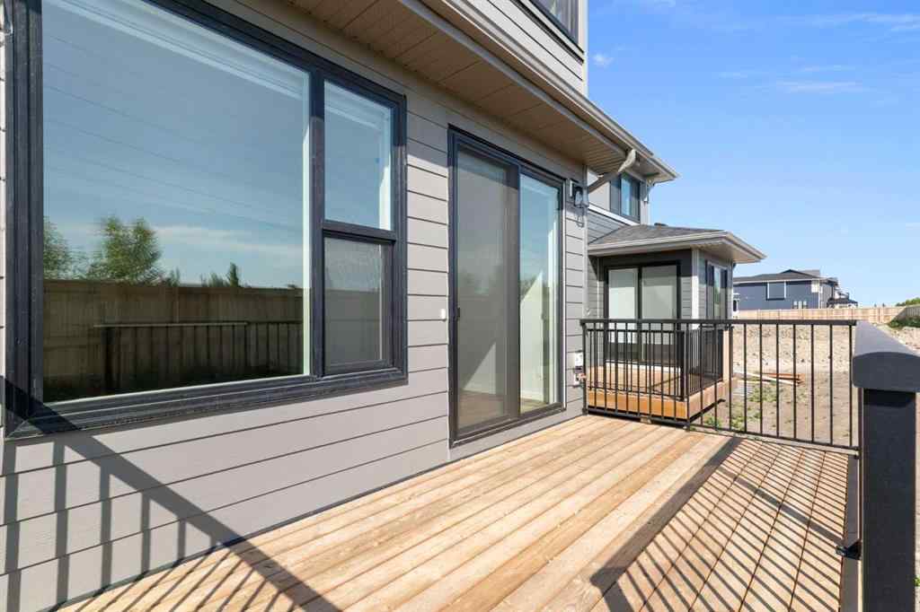MLS® A2251621 - 266 West Grove Lane SW in West Springs Calgary, Residential