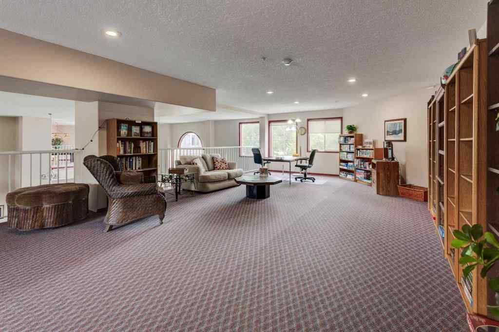 MLS® A2251623 - Unit #203 2850 51 Street SW in Glenbrook Calgary, Residential