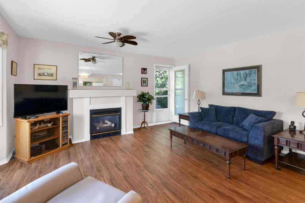 MLS® A2251623 - Unit #203 2850 51 Street SW in Glenbrook Calgary, Residential